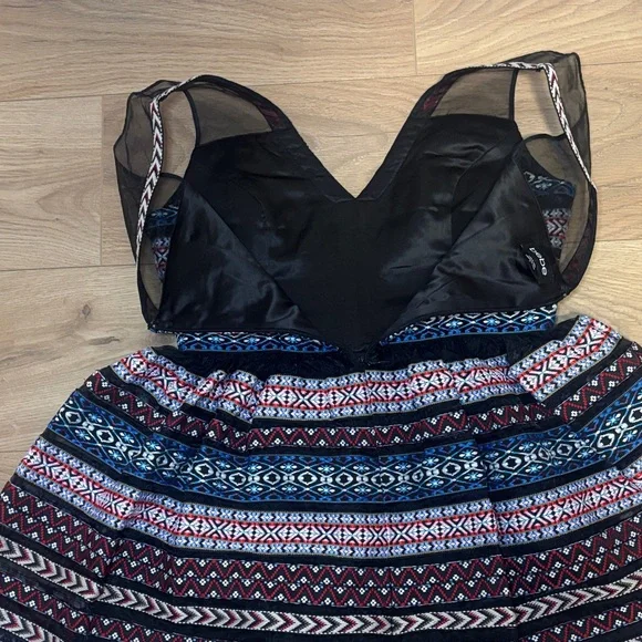 Bebe Fable Stripe Fit and Flare Mini Dress size 8 - Picture 7 of 12